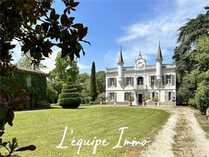 chateau à la vente -   32600  L'ISLE-JOURDAIN, surface 380 m2 vente chateau - APR686000